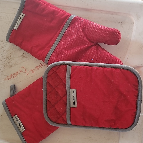 Kitchen Misc Items - Picture 6 of 6